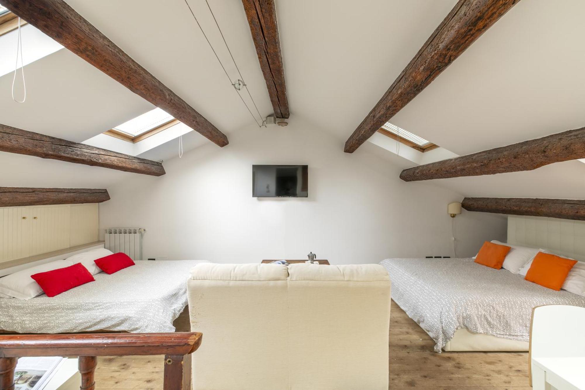 Nice Lovely Attic For 4 Person With Wifi - A/C 威尼斯 外观 照片