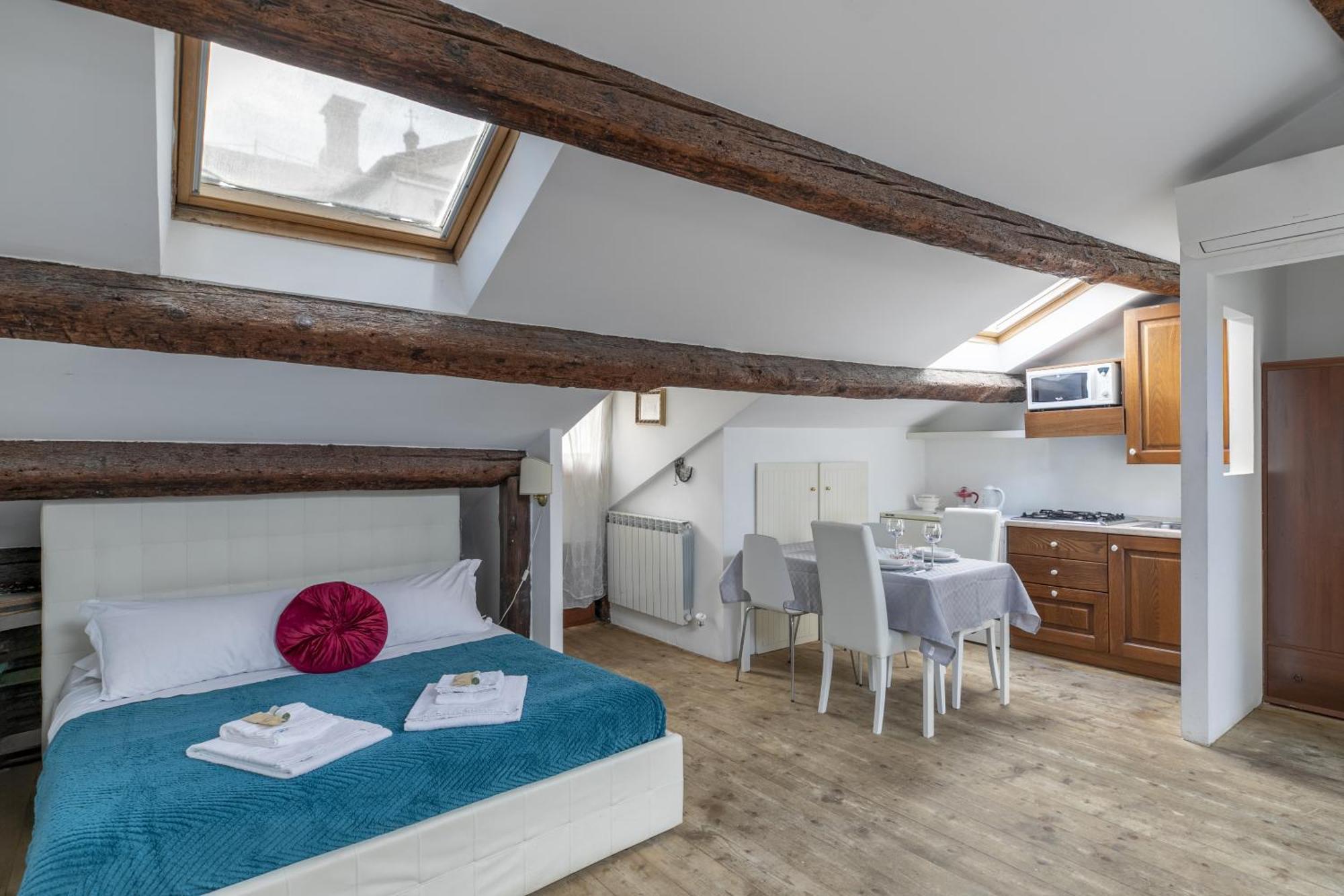 Nice Lovely Attic For 4 Person With Wifi - A/C 威尼斯 外观 照片