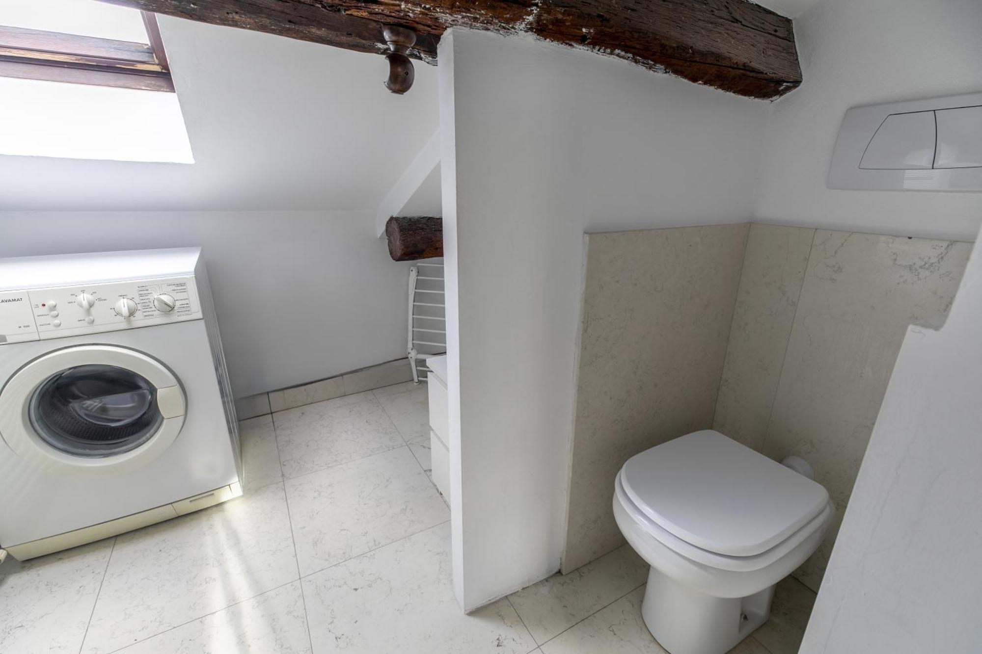Nice Lovely Attic For 4 Person With Wifi - A/C 威尼斯 外观 照片