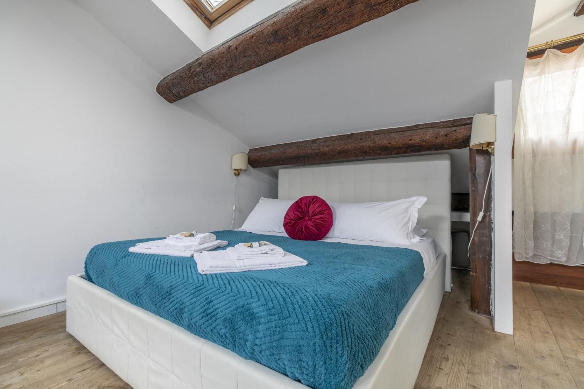 Nice Lovely Attic For 4 Person With Wifi - A/C 威尼斯 外观 照片