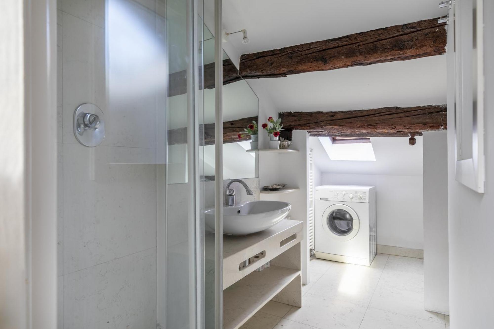 Nice Lovely Attic For 4 Person With Wifi - A/C 威尼斯 外观 照片